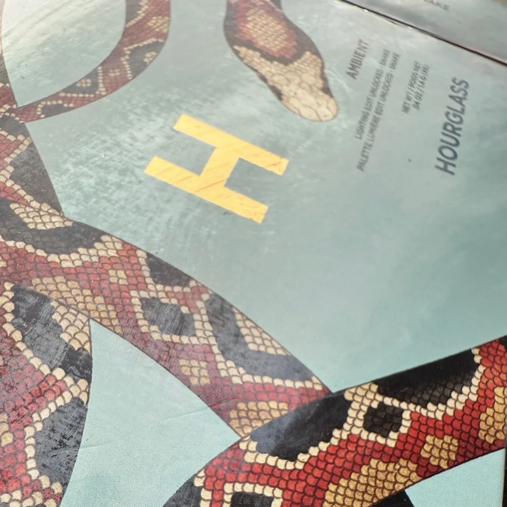 Hourglass lightening edit snake - Picture 3 of 5